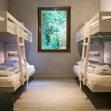 Wilhelm Kliewer Haus * بوروسيا مونشنغلادباخ