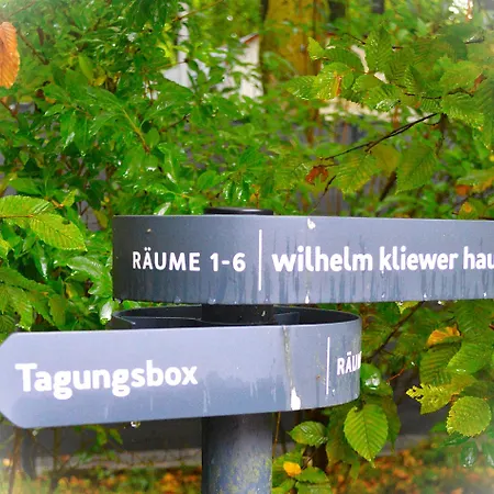 Wilhelm Kliewer Haus فندق بوروسيا مونشنغلادباخ